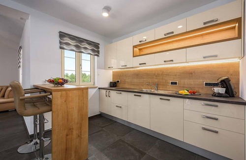 Jasenovica House | Awesome home in Porec