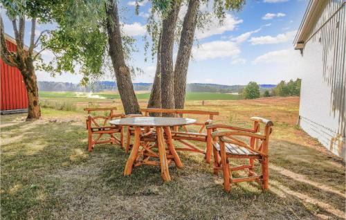 Tosse House | Awesome Home In Tösse With Kitchen