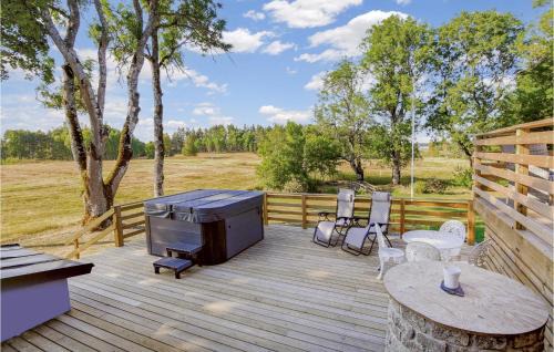 Tosse House | Awesome Home In Tösse With Kitchen