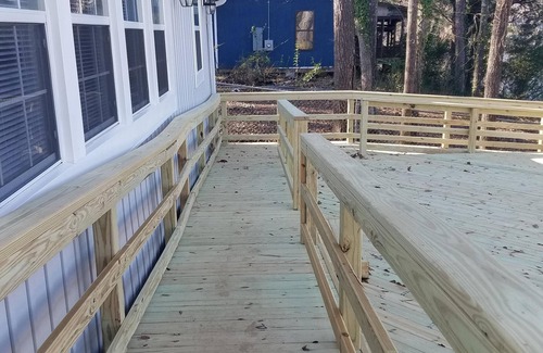 Wetumpka House | AWESOME view on lakefront property w/decks and dock on Lake Jordan