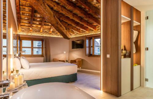 Barrio del Carmen Hotel | Axel Hotel Valencia - Adults Only