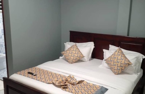 Fort Portal Hotel | AYEBA ZION HOTEL