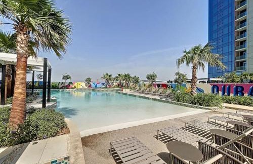 Sheikh Zayed Road Apartment | Aykon City - Upgraded Two Bedroom with City Views