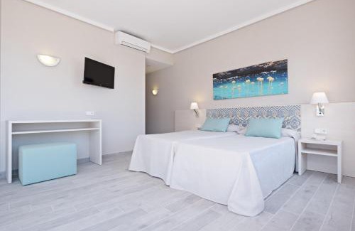Sant Antoni de Portmany Hotel | azuLine Hotel Llevant