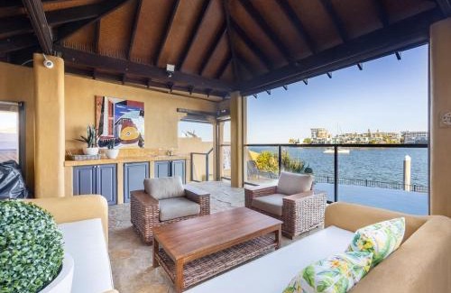 Paradise Point House | Azure Majesty Luxe Waterfront Mansion Redefined