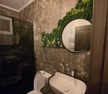 Afumati House | Bârlogul balaurului