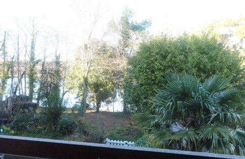 Clohars-Fouesnant Apartment | Bénodet, Charmant Appartement en Impasse sur L'arrière Port le Long D'un Sentier