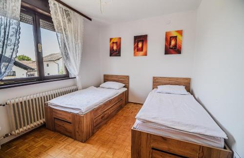 Brezice Apartment | B&B Apartment Racman