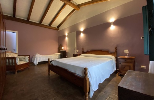 Piedimonte Etneo Bed & Breakfast | B&B Il Glicine