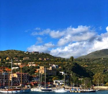 Marina Di Camerota Bed & Breakfast | B&B Villa Fiorita