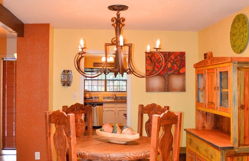 Huning Castle House | B-E-Y-O-N-D CHARMING ~ STROLL to OLD TOWN~ FANTASTIC REVIEWS