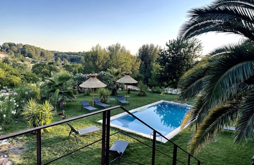 Roquevaire House | B Gite at the foot of the hills 20 MN from CASSIS