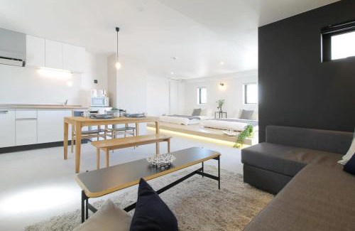 Hiroshima City Centre Apartment | b hotel Heiwaodori 902 - Huge Apt in Famous Hiroshima dori for 6p