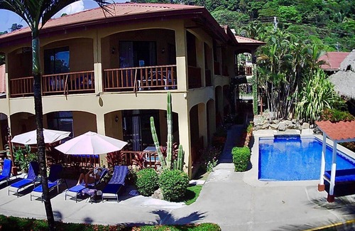 Playa Hermosa House | Bachelor Party Beachfront Rental 13 bedrooms