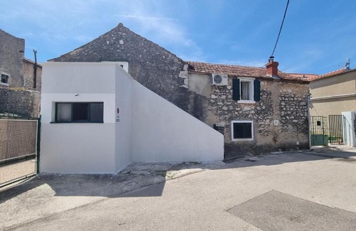 Zadar House | Back to the Future
