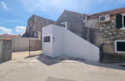 Zadar House | Back to the Future