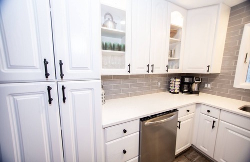 Banner Elk Ski Chalet | Backyard trail access- AC- Hot tub - EV Charging