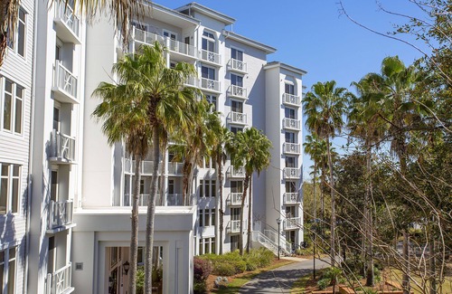 Baytowne Wharf Condo | Bahia 4329 - Sandestin Resort, Walk to Baytowne, Community Pool + Hot Tub!