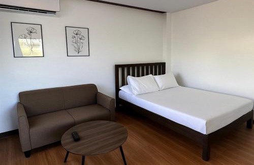 San Fernando Bed & Breakfast | Balai de Biday 4 Pax Suite with Free Breakfast