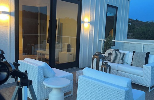 Medicine Park House | Balance-Hot Tub, Spa, Cabin in Medicine Park, King Beds, Gym, Sauna and WIFI