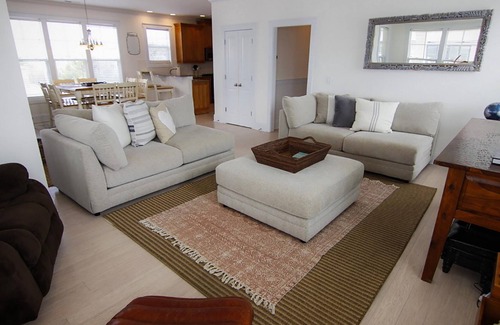 Wrightsville Beach Apartment | Bali Sunrise by Sea Scape Properties