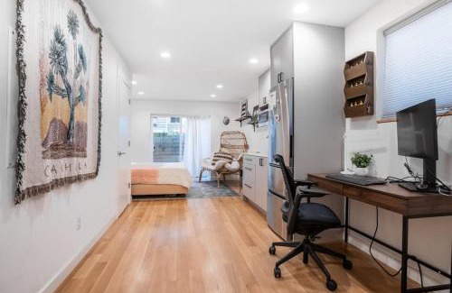 West Woodland House | Ballard's Pet-Friendly Mid Century Home + Rooftop Deck