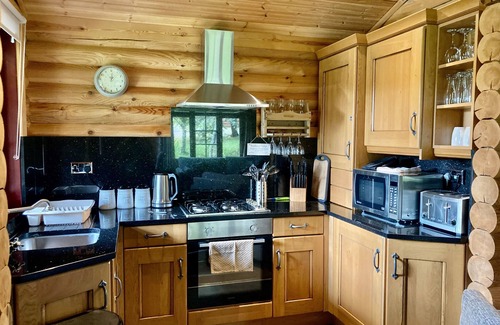 Morpeth Cabin | Bamburgh Log Cabin, with Hot Tub