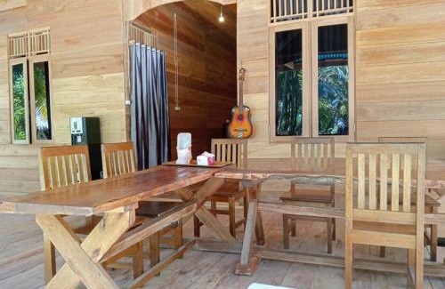 Siberut Apartment | Bankvault Surf Camp Mentawai