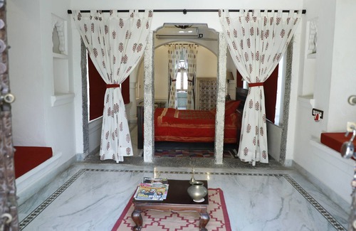 Devgarh Hotel | Barabagh Deogarh