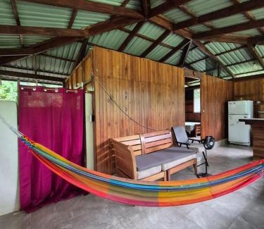 Cabo Matapalo Apartment | Barco Pirata-Beachfront jungle cabin