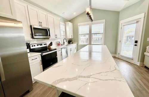 Corolla Village Condo | Barefoot Bliss - Single Level Steps to the Beach