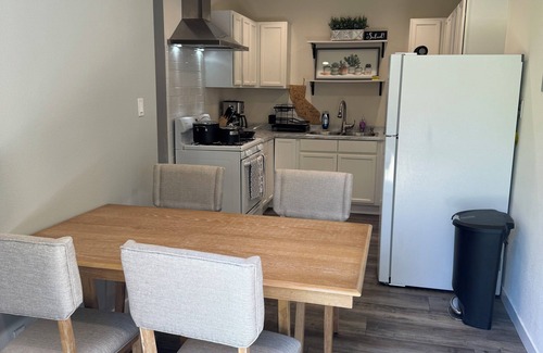 Bellflower House | Barefoot Friendly Guest House
