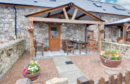 Margam House | Barn 2 - Cow in Ystradgynlais