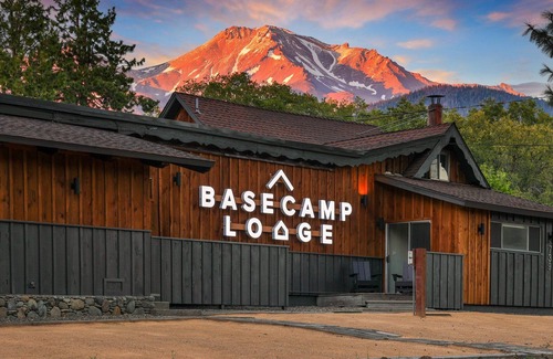 Mount Shasta Cabin | Basecamp Lodge - Cabin 2