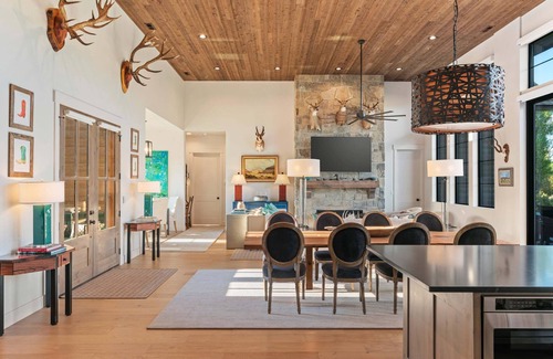 Driggs House | Basecamp Stays: Lux Teton Lodge, Privacy & Hot Tub