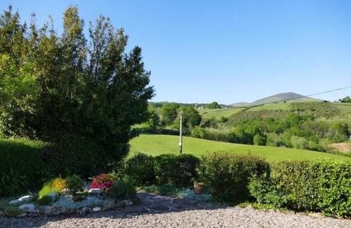 Louhossoa Apartment | BaskoParadis - Maisonette FeWo - Terrace - View