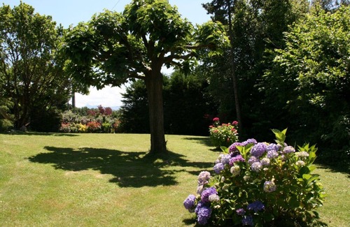 Ahetze Cottage | Basque house with picturesque views of the Pyrenees