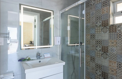 Xewkija Hotel | Battista Guesthouse with Pool-room 3