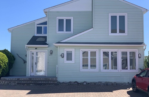 Beach Haven West House | Bay front with 120 ‘ pier for boating, swimming, crabbing . Beautiful Sunrises!