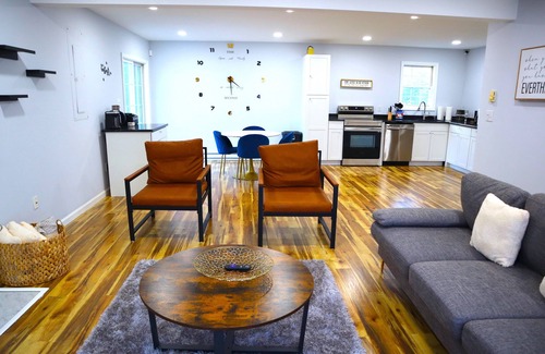 Tobyhanna Ski Chalet | Bay Shore Chalet in The Heart of Poconos