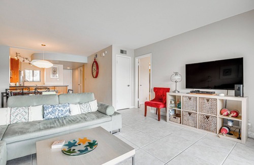 Cocoa Isles Condo | Bay-View Cocoa Beach Condo w/Heated Pool!