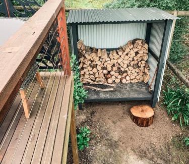 Lorne House | Bay Views Lorne