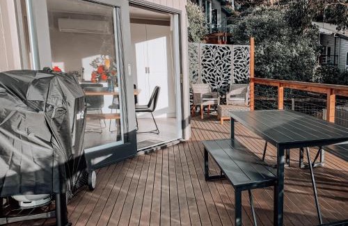 Lorne House | Bay Views Lorne