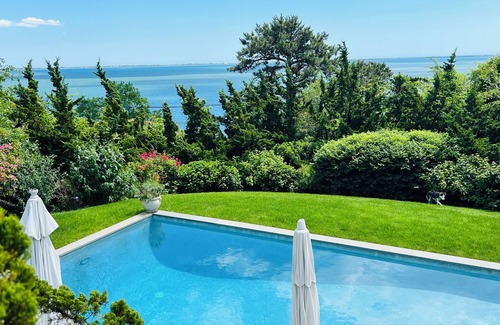 Hampton Bays House | Bayfront 5 bedrooms family home. Panoramic sea view from all rooms