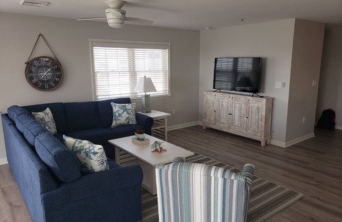 Dewey Beach House | Bayfront Family Friendly 2BR on a Marina - Great Location & Beautiful Views!
