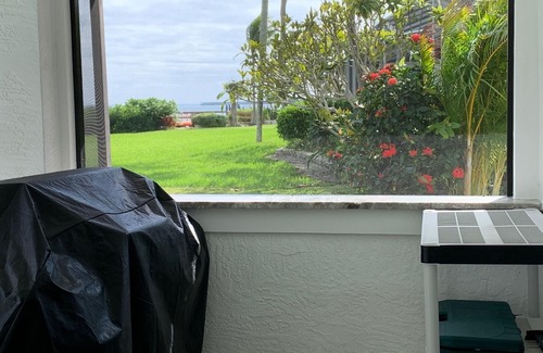 Whitney Beach House | Bayfront Longboat Key House with Pool and 3 min walk to the beach