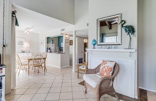 Sailhouse Condo | Bayfront Shores Rryc47 2 Bedroom Condo