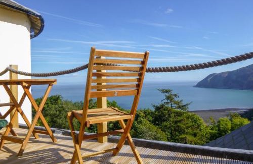 Lynmouth Apartment | Baywatch St David's View