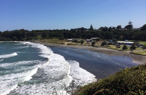 Opunake House | BBBach-Biggest Beach Bach Sleeps 28 + Squash Court. Price is for 10 guests