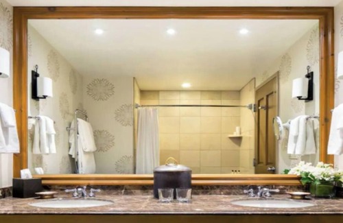 Beaver Creek Resort | BC Village Park Hyatt Resort - Double Queen Room - ski in/out, resort amenities!